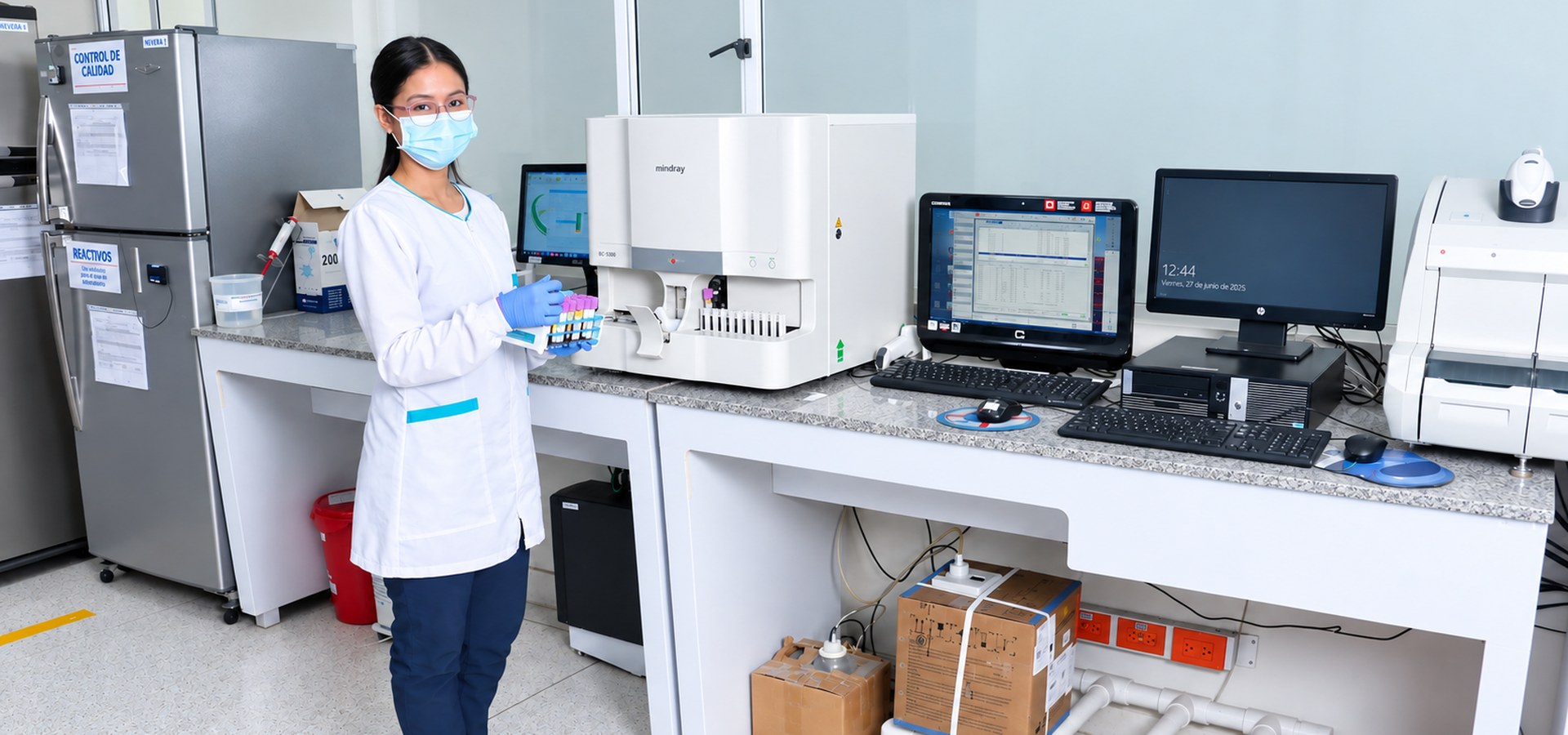 Procesamiento de muestras en el Laboratorio Clínico Especializado